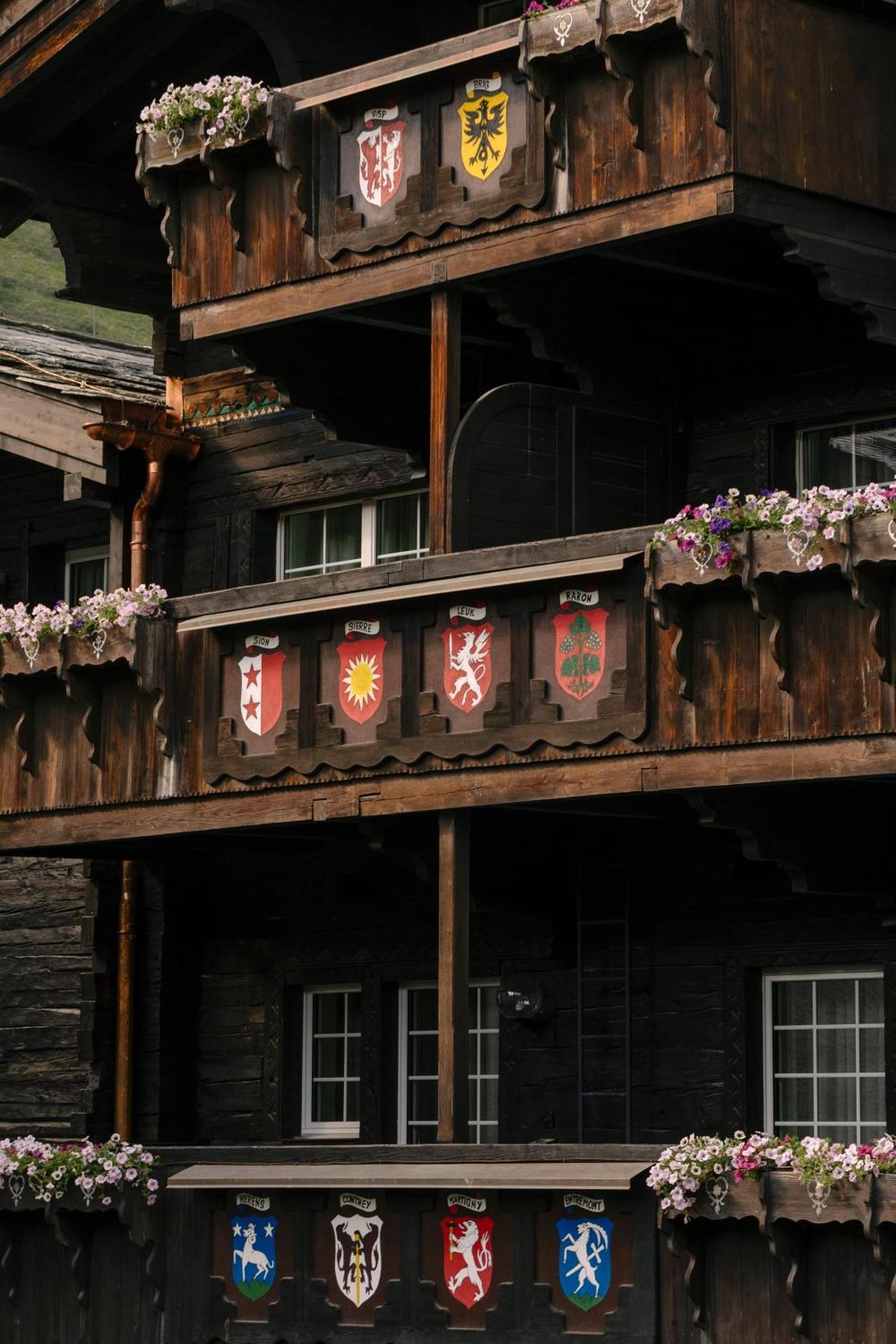 SchlossHouse Zermatt Wellbeing Rooms&Suites Exterior foto