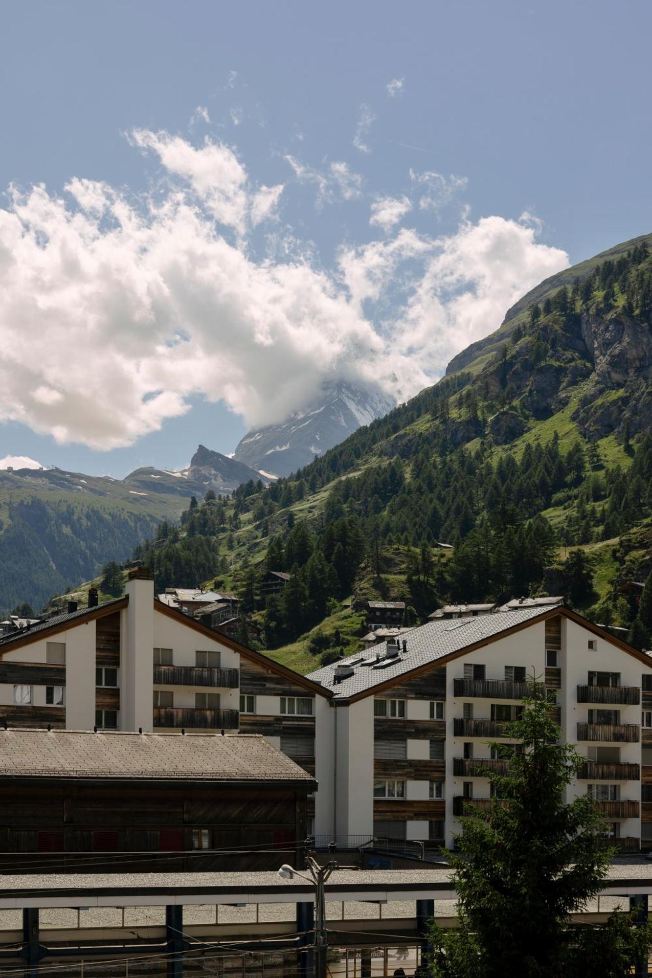 SchlossHouse Zermatt Wellbeing Rooms&Suites Exterior foto